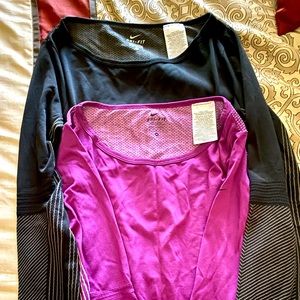 2 NIKE WOROUT SHIRTS SIZE LARGE NEVER WORN